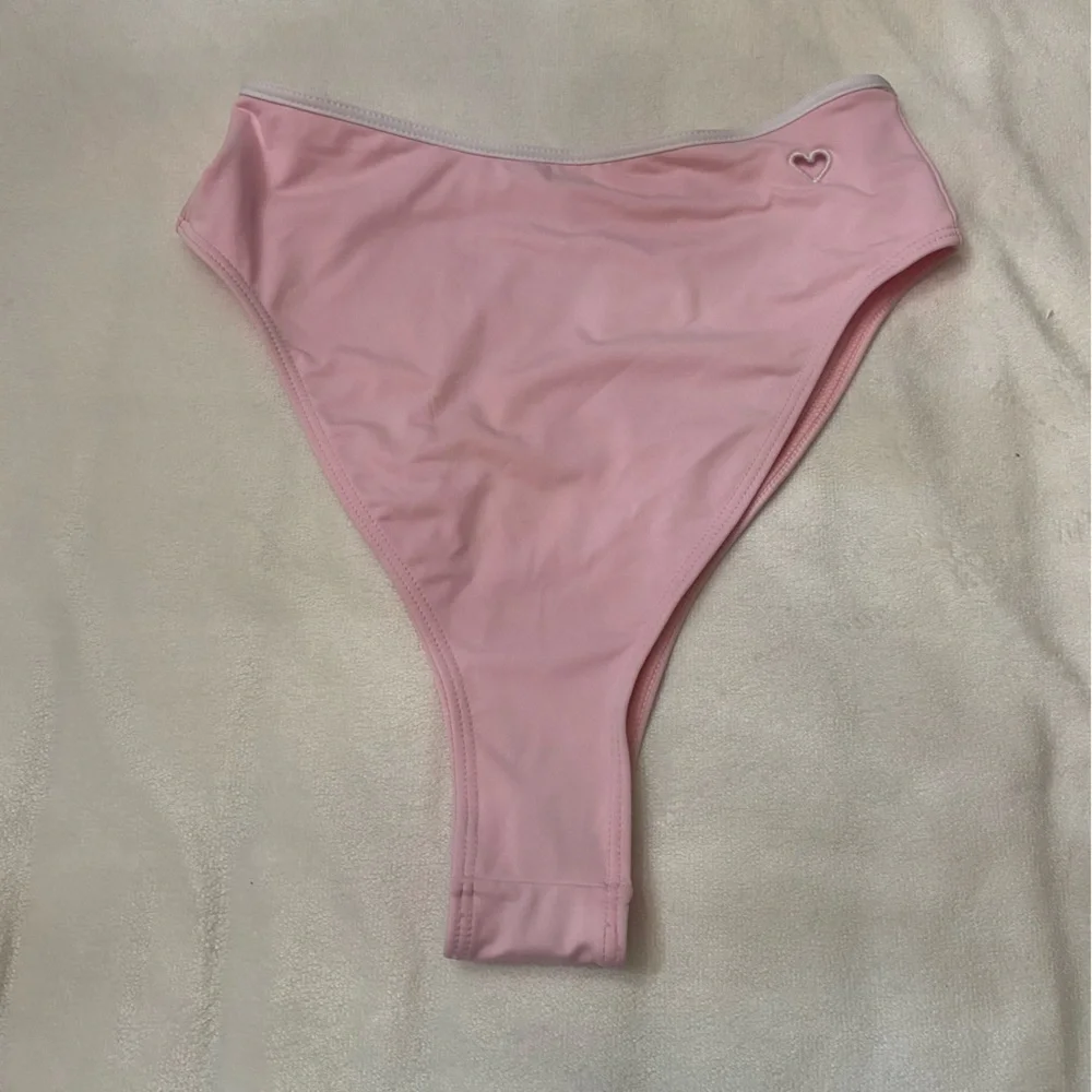 New! Frankies Bikinis Estella Bikini Bottom pink with heart cutout 1647